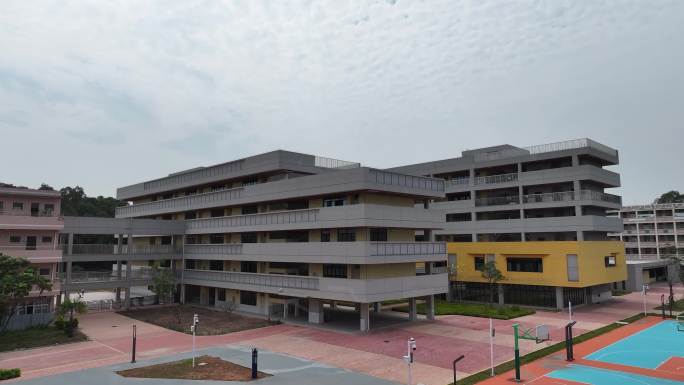 航拍东莞市桥头镇第五小学-新建教学楼