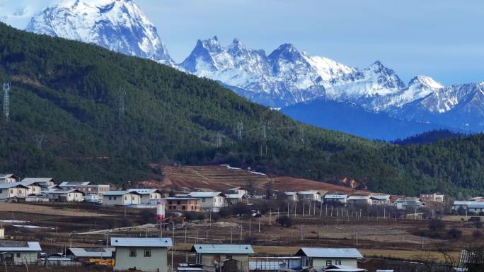 哈巴雪山