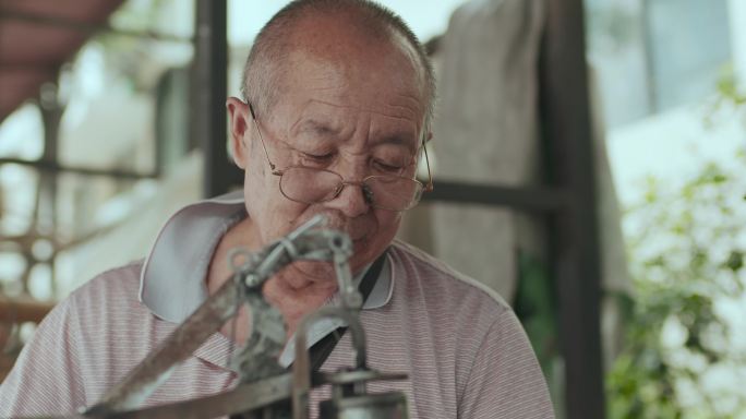 补鞋 补鞋摊 修自行车 自行车修理