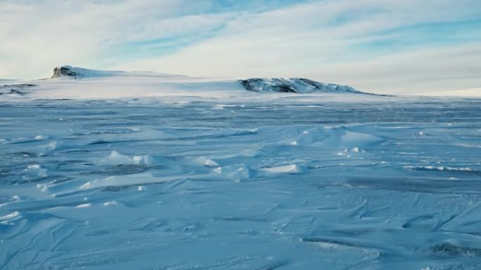 极地冰封雪盖大地