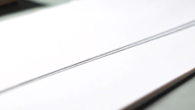 用铅笔画一条直线