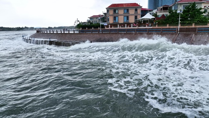 台风海浪潮水