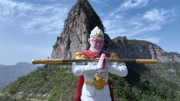 太行五指山孙悟空雕像齐天大圣塑像