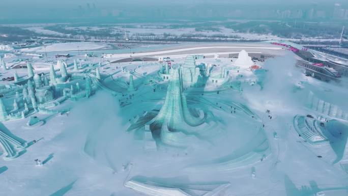 4K 哈尔滨大气航拍冰雪大世界建筑