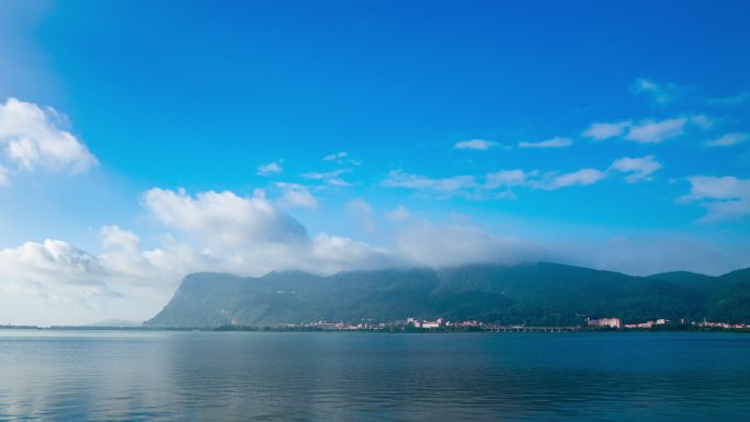 昆明城市滇池西山风景区云流延时摄影