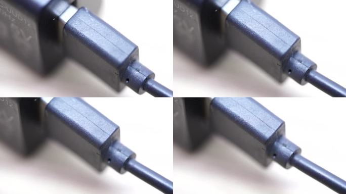 充电器 黑色塑料外壳 适配器 两插头插口