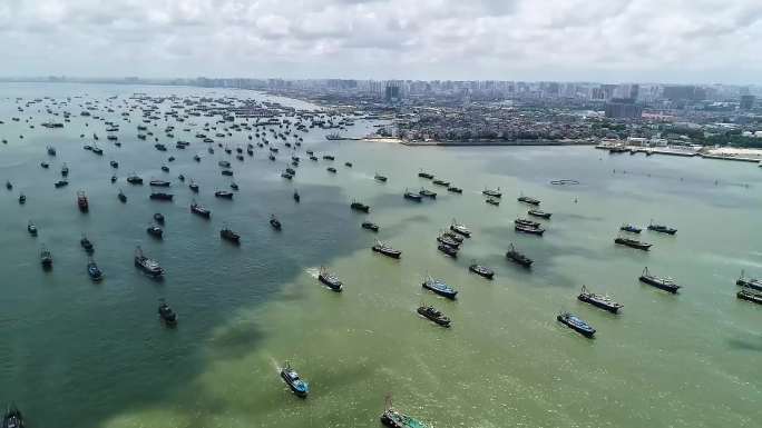 开海 渔船航拍 渔船出海 远海捕捞
