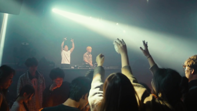 酒吧剪辑，氛围声光电美女跳舞