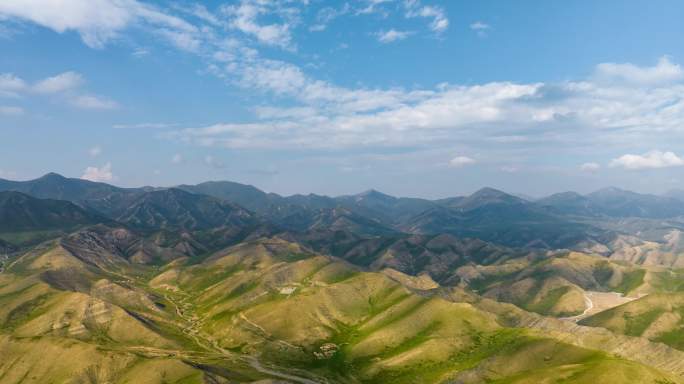 祁连山乌鞘岭延绵山脉