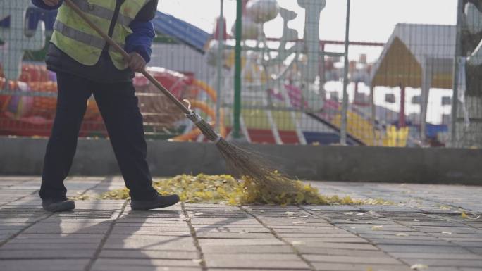 环卫工人清扫地面卫生环境卫生清扫道路落叶