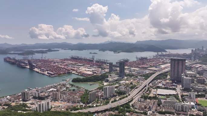 俯瞰盐田港