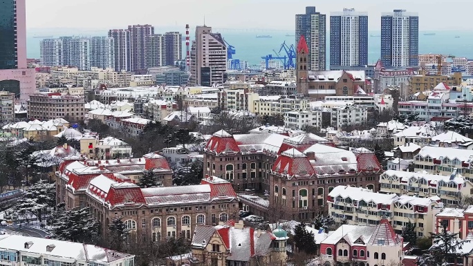 青岛老城区信号山 下雪素材