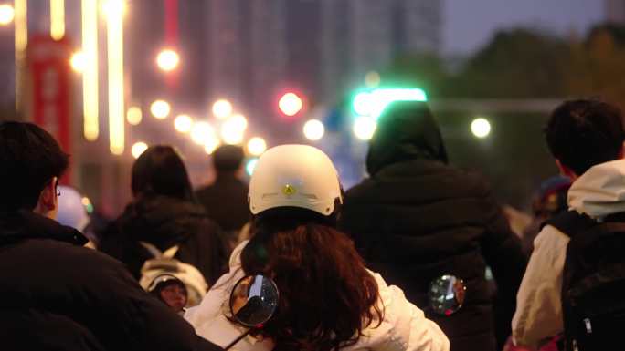 上班下班人流 脚步 上班族背影 城市人群