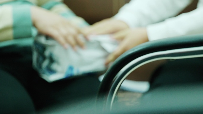 密谋 腐败 送礼 勾结 警示教育