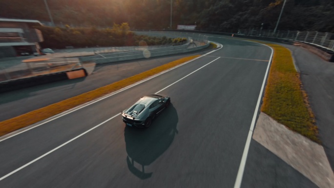 穿越机赛道追车