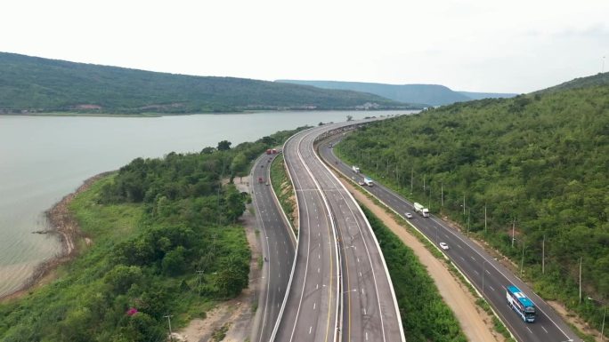 邦坝高速公路鸟瞰图施工