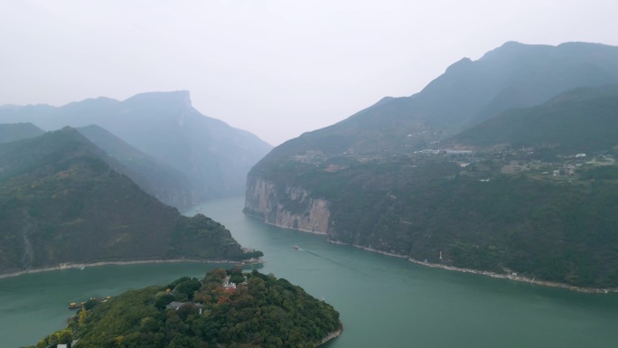 长江三峡瞿塘峡白帝城航拍4K