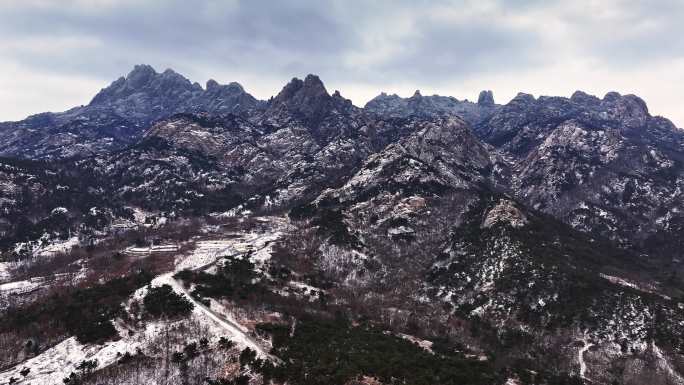 雪山 航拍  大珠山