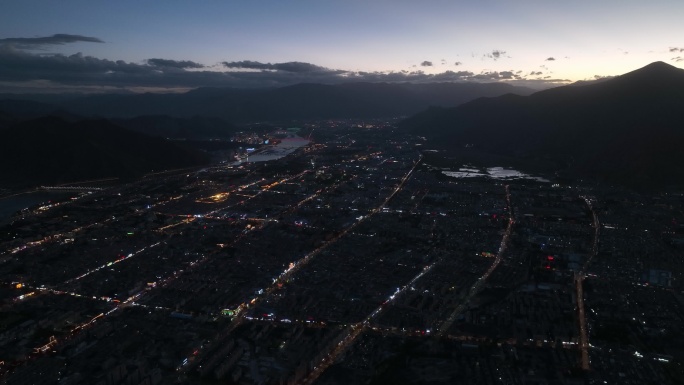 拉萨全城夜景航拍