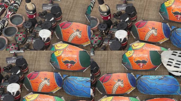 Mantenga文化村的手工工艺品，这是一个传统的斯瓦蒂尼定居点，位于非洲斯瓦蒂尼的马尔克恩斯