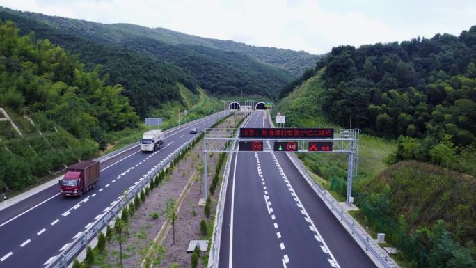 高速公路诱导灯 隧道指示牌