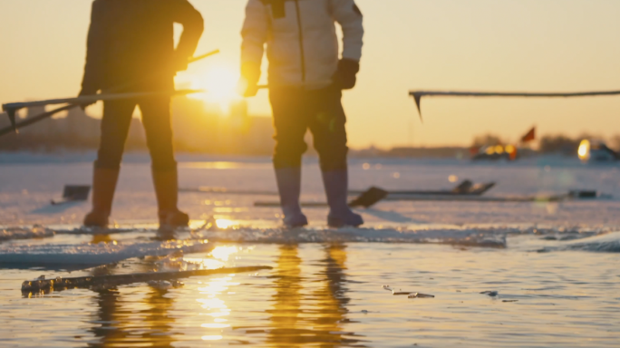 4K哈尔滨冬季松花江采冰冰雪大世界冰雪节