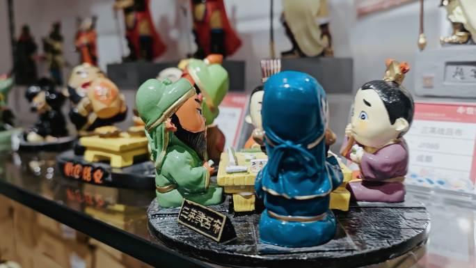 纪念品商店人物玩偶