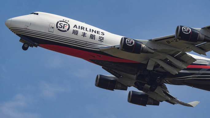 顺丰航空波音B747货机震撼起飞过程