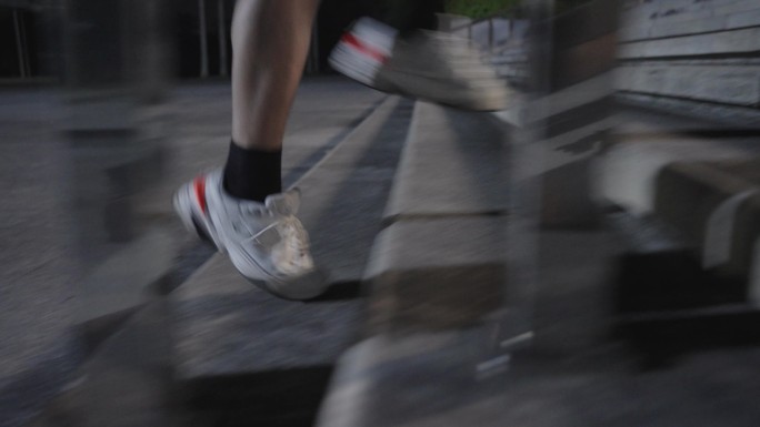 跑步马拉松运动体育锻炼夜跑竞速奔跑脚步