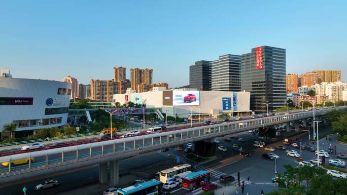 厦门SM商城仙岳路车流城市交通日落