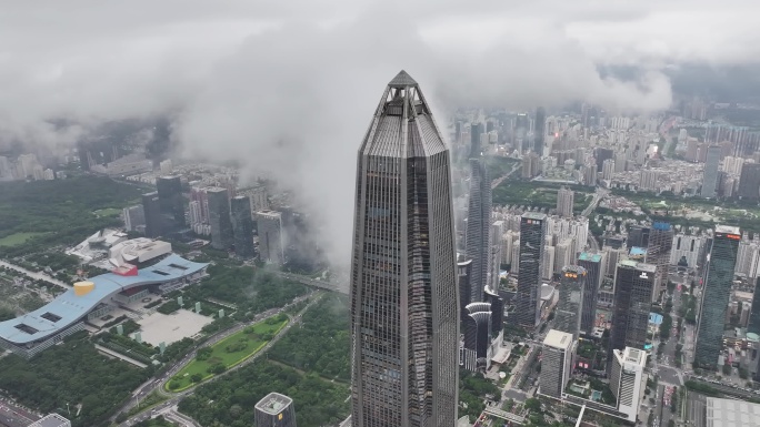 云雾深圳CBD平安金融中心4K60帧航拍