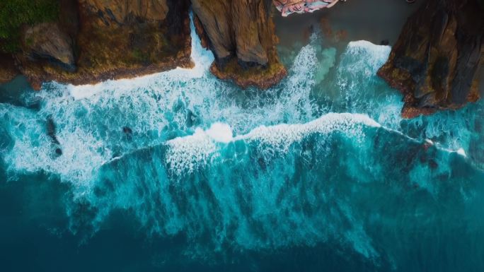 「有版权」航拍大海海浪合集4K