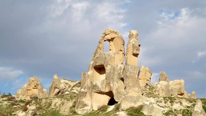 Rock Hoodoo和Sky(Full Shot)