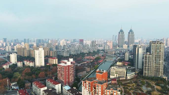 环球港 航拍 苏州河 华东政法大学