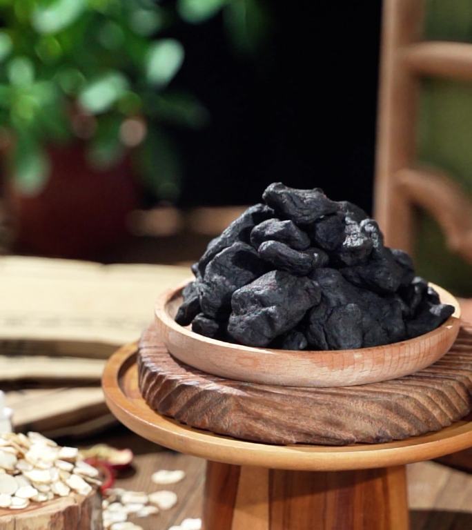 九蒸九晒黄精展示