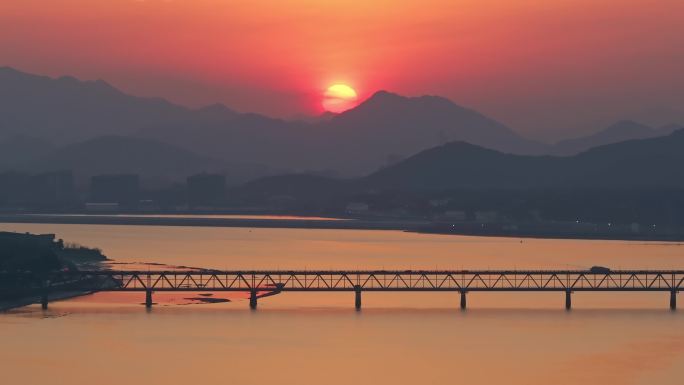 杭州钱塘江大桥日落航拍延时