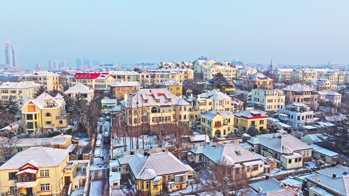雪后青岛老城区航拍