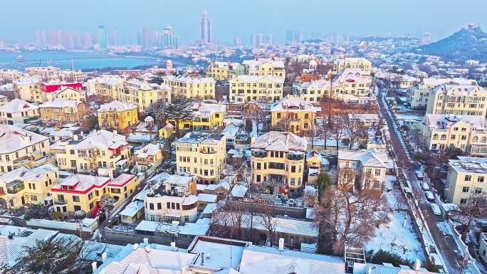 雪后青岛老城区航拍