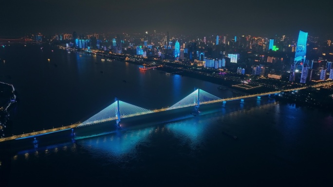 武汉江边夜景