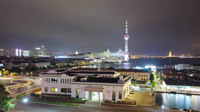 新疆阿克苏迎宾馆夜景
