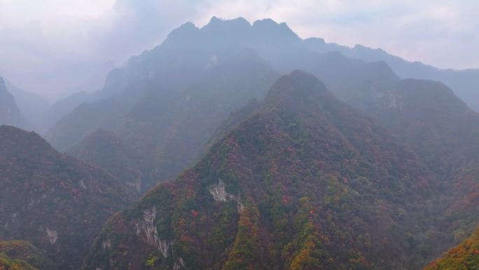 秋日秦岭山脉