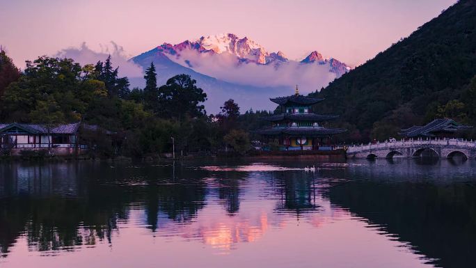 丽江黑龙潭日出延时