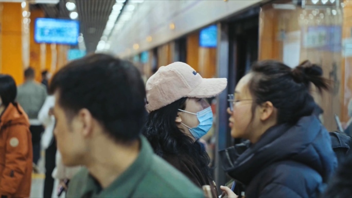 城市都市地铁上下班人群人流素材坐地铁乘地