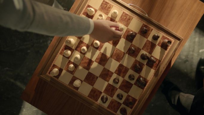 国际象棋 高端人士 下棋 黑白棋 实拍