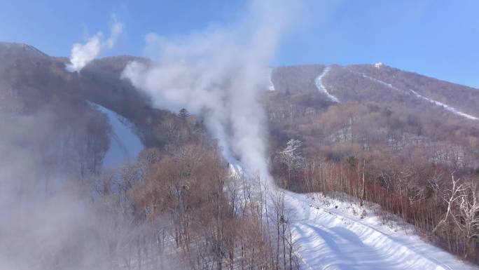 4K 亚布力造雪机空镜滑雪素材