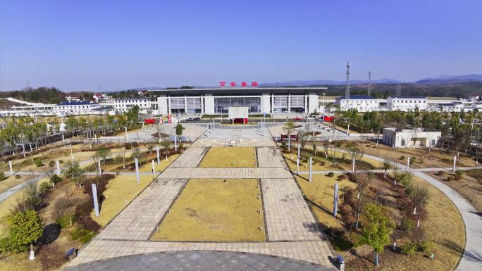 2025江西吉安万安县高铁站航拍素材