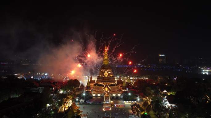西双版纳星光夜市夜景航拍烟花
