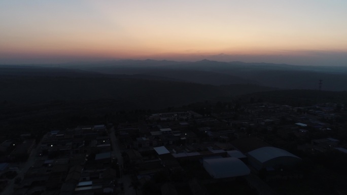 日落时的陕西渭南村庄