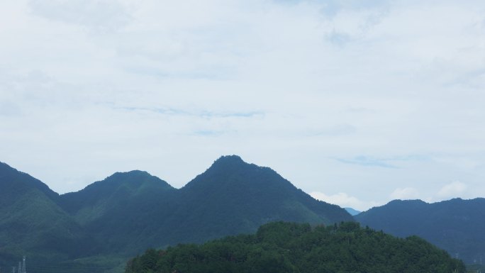 中午群山光影延时