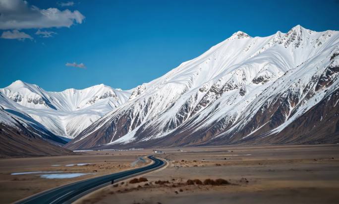 雪山航拍自然风景日照金山